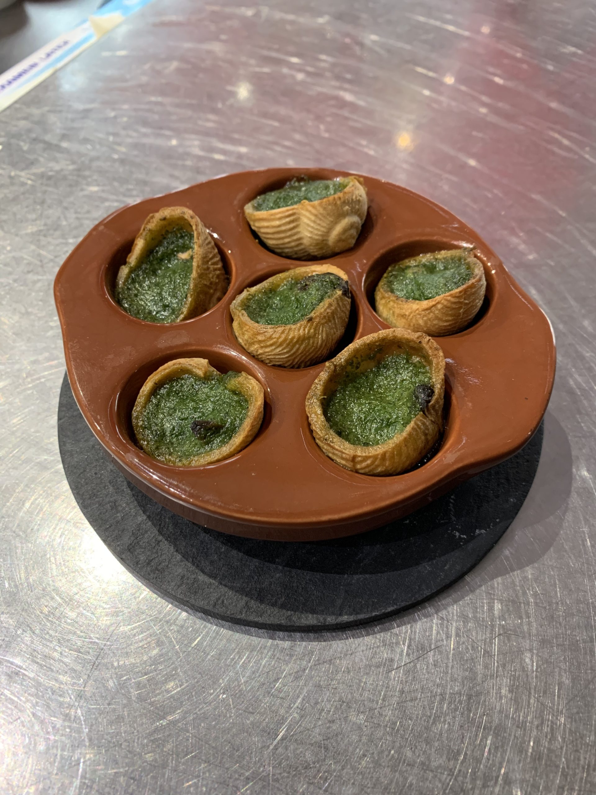 ASSIETTE DE 12 ESCARGOTS FERMIERS EN CROQUILLES - PAS D'ENVOI